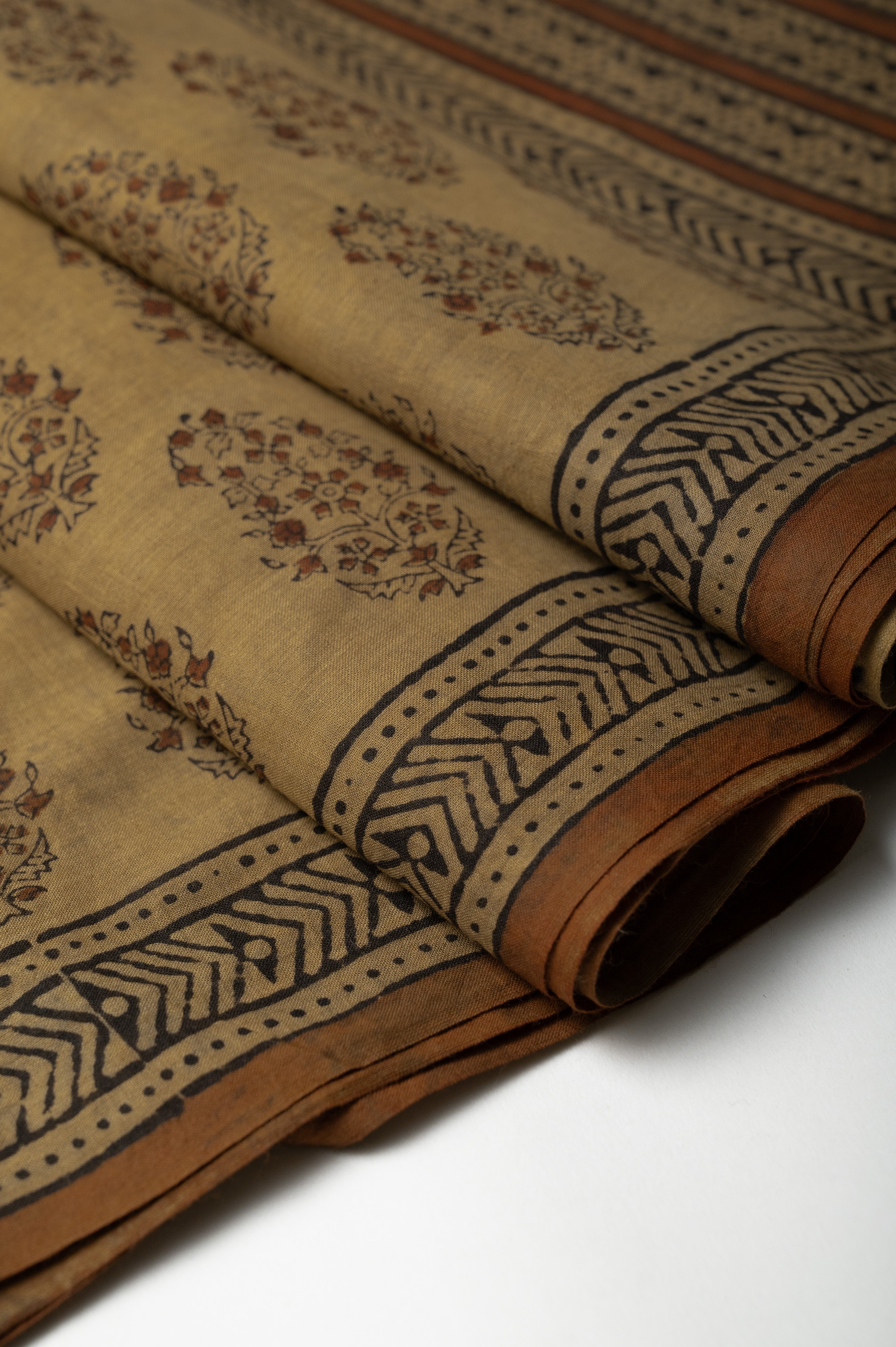 Kathai Mul Cotton Sari