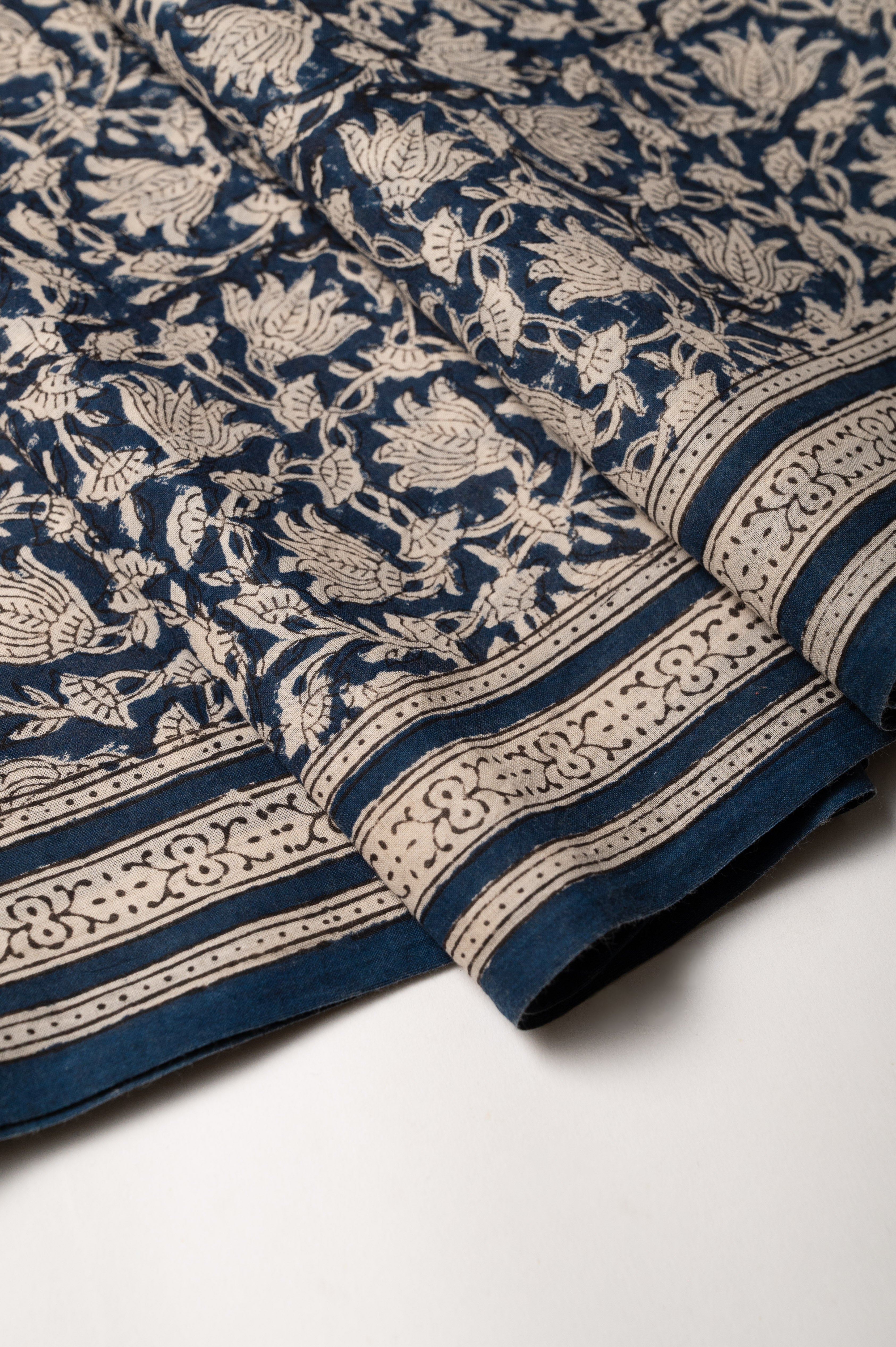 Mrinalini Mul Cotton Sari