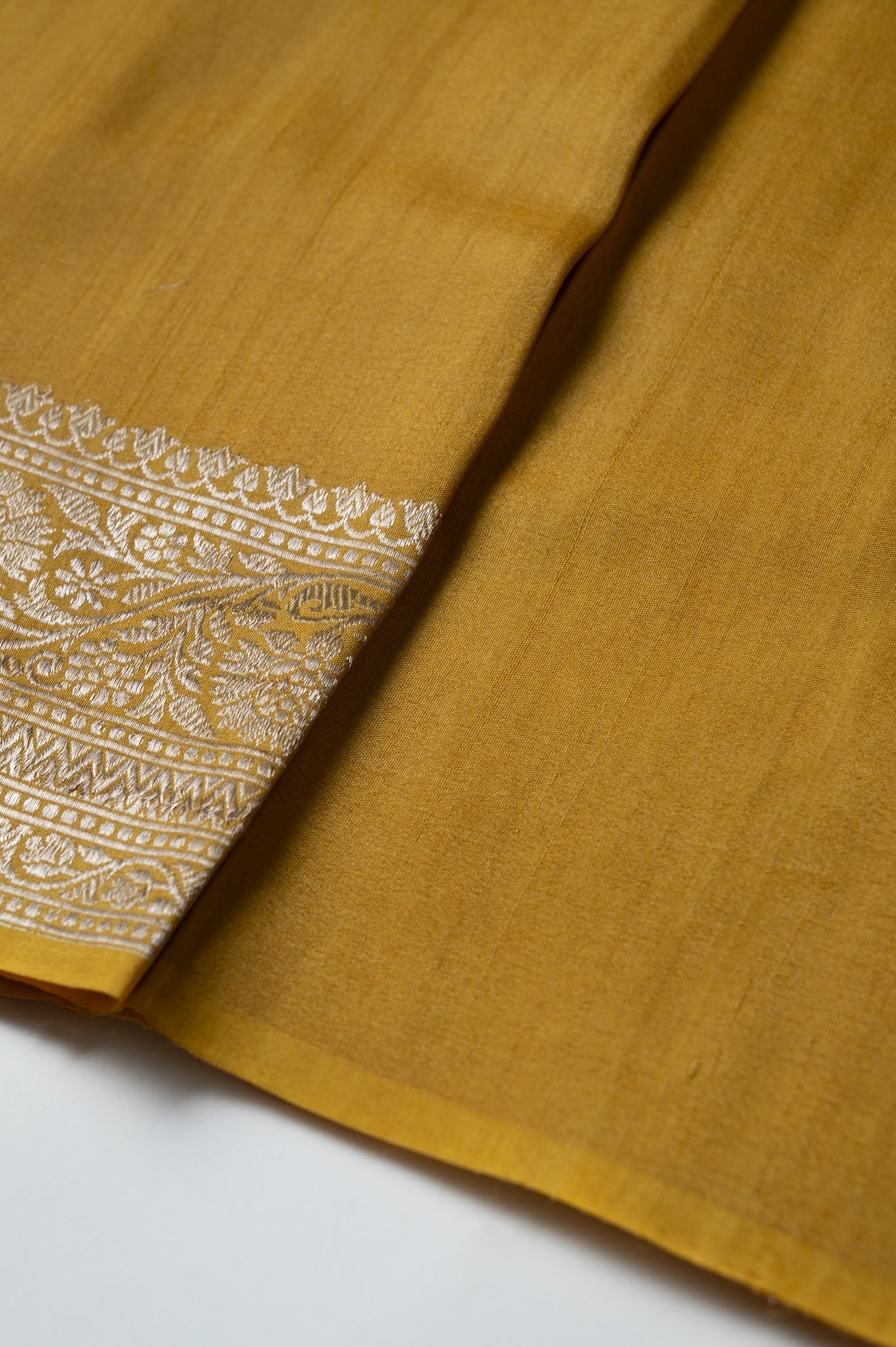 Nargis Kadwa Tussar Silk Sari