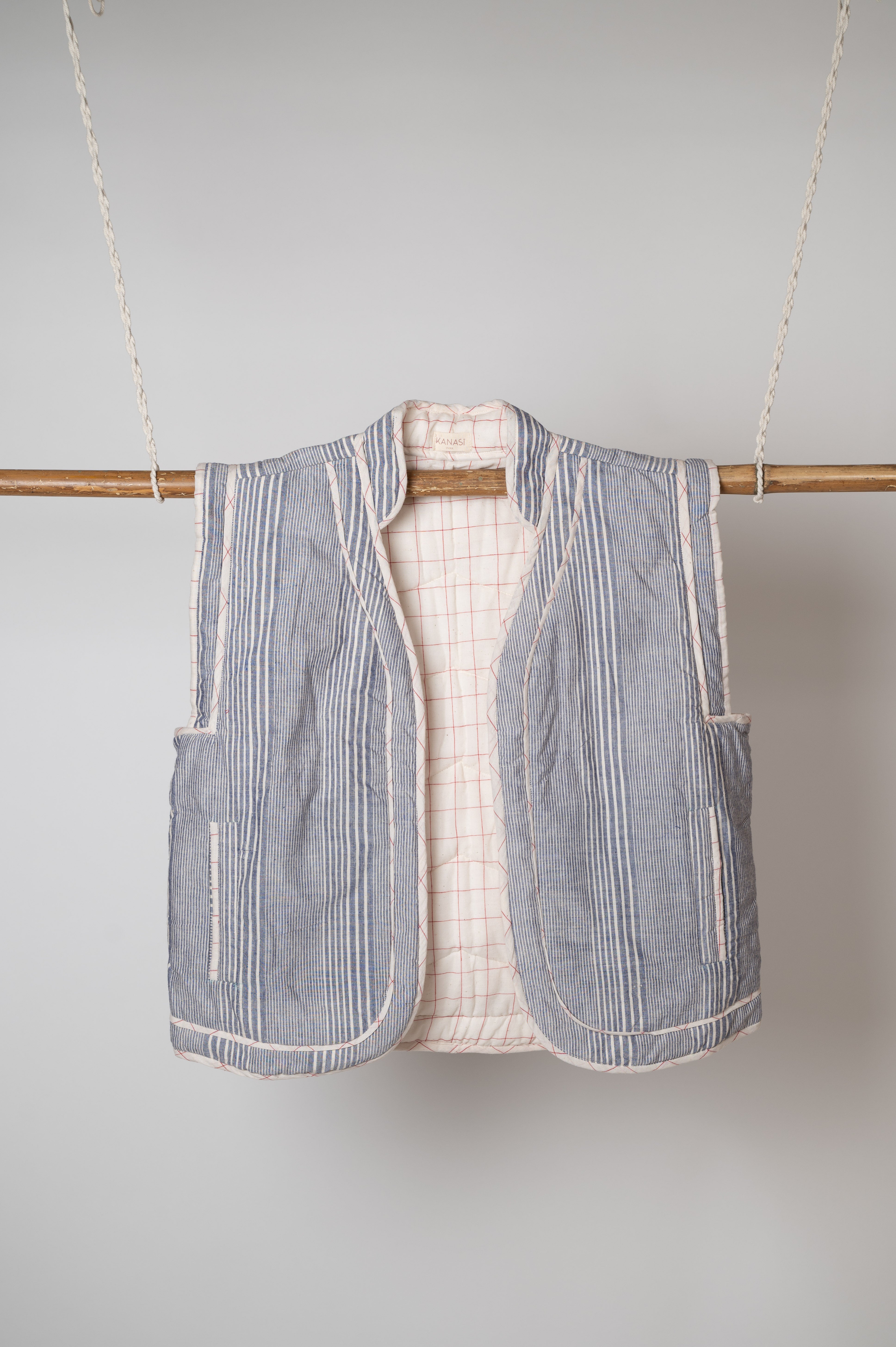 Rekhāra Quilted Gilet