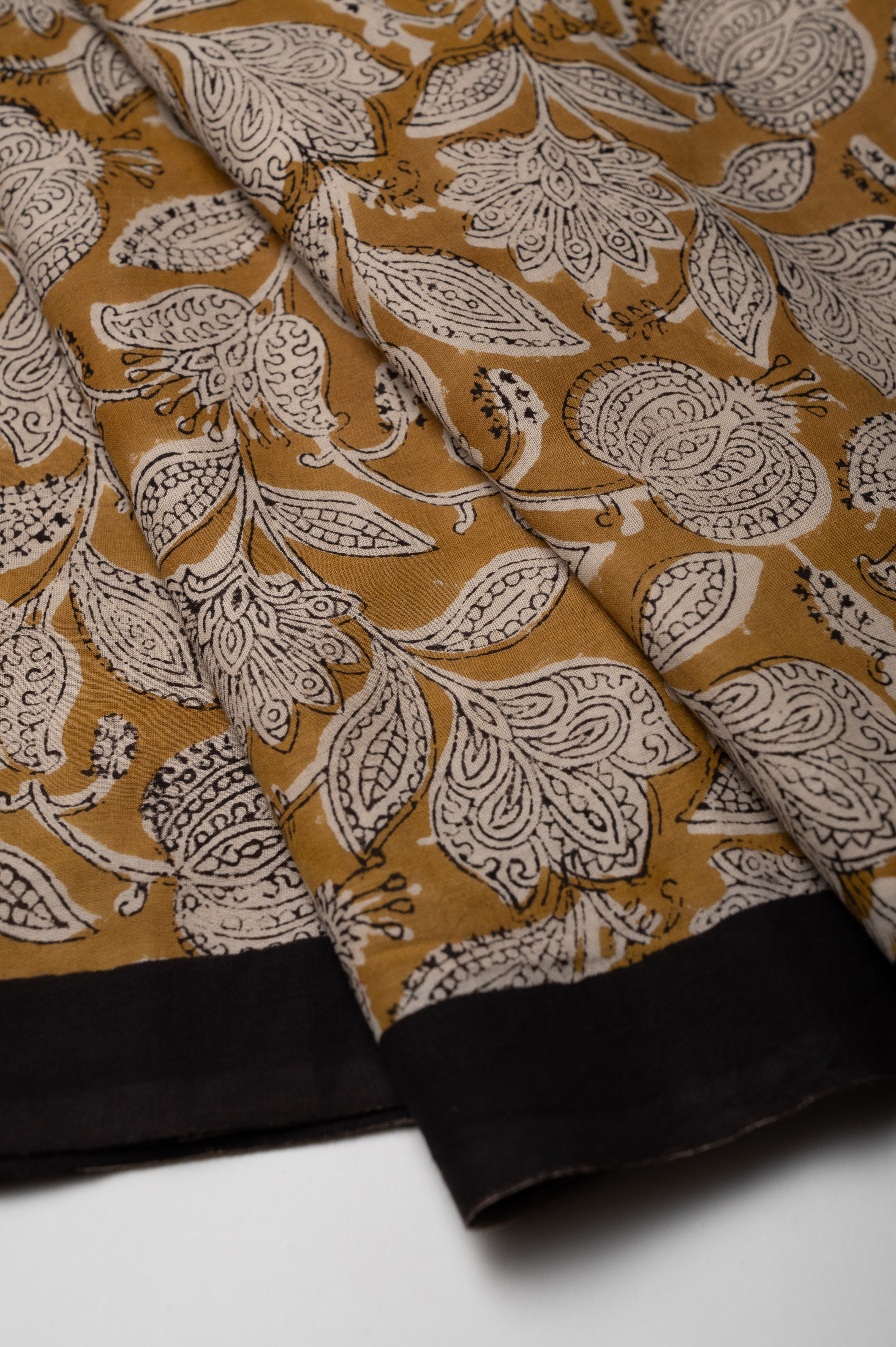 Suvarna Mul Cotton Sari