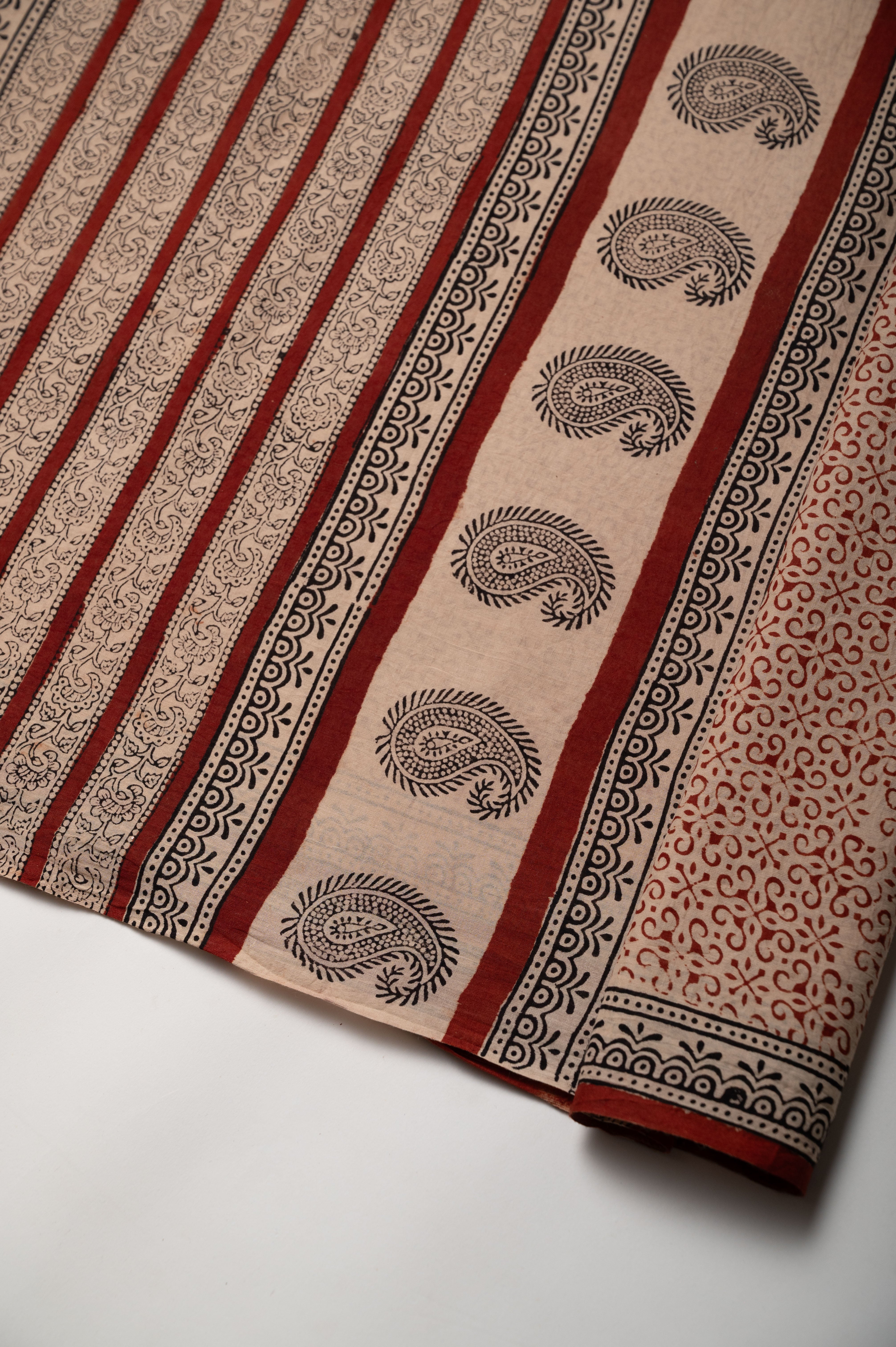 Gulmohar Mul Cotton Sari