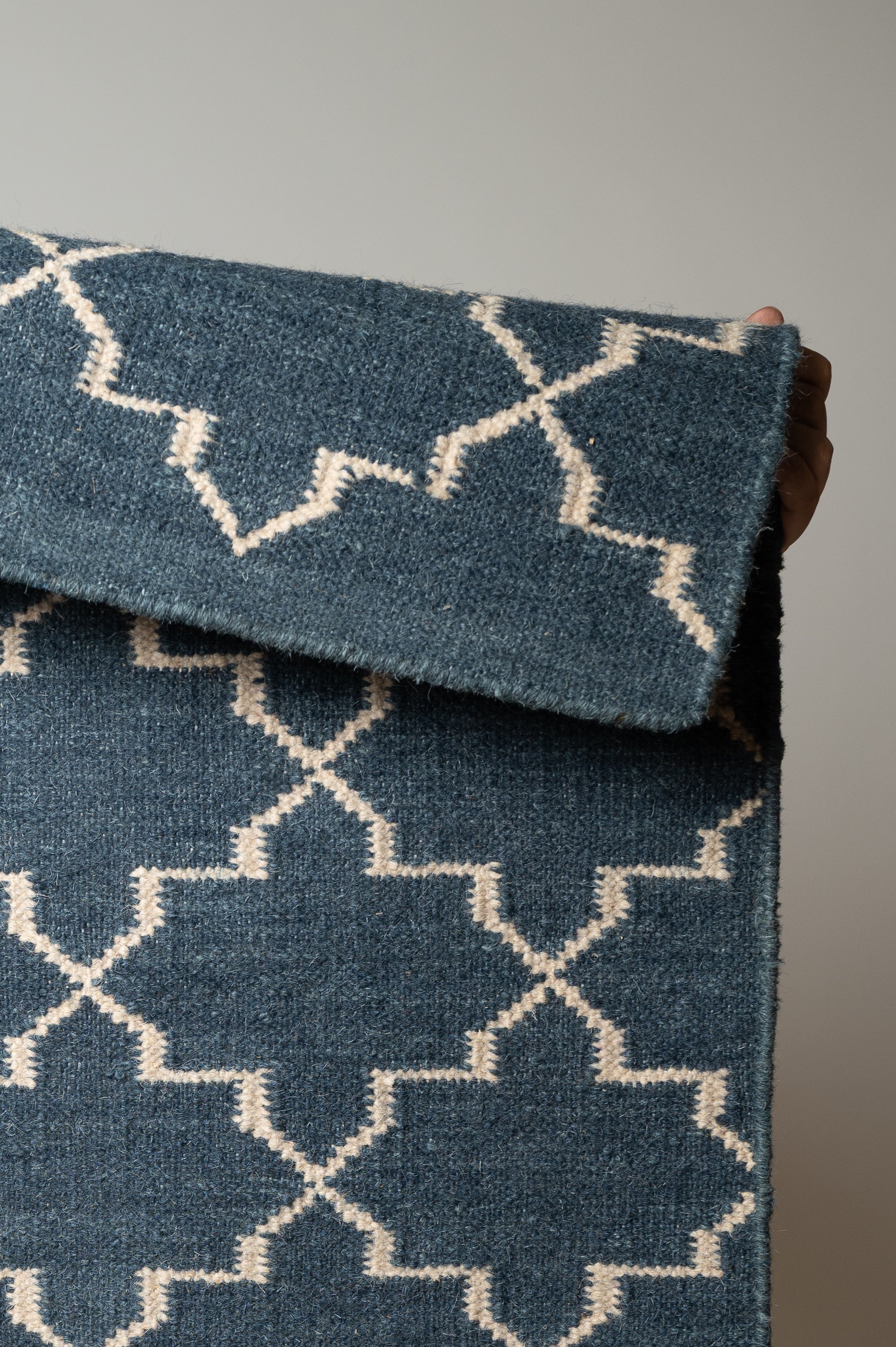 Neel Jali Rug