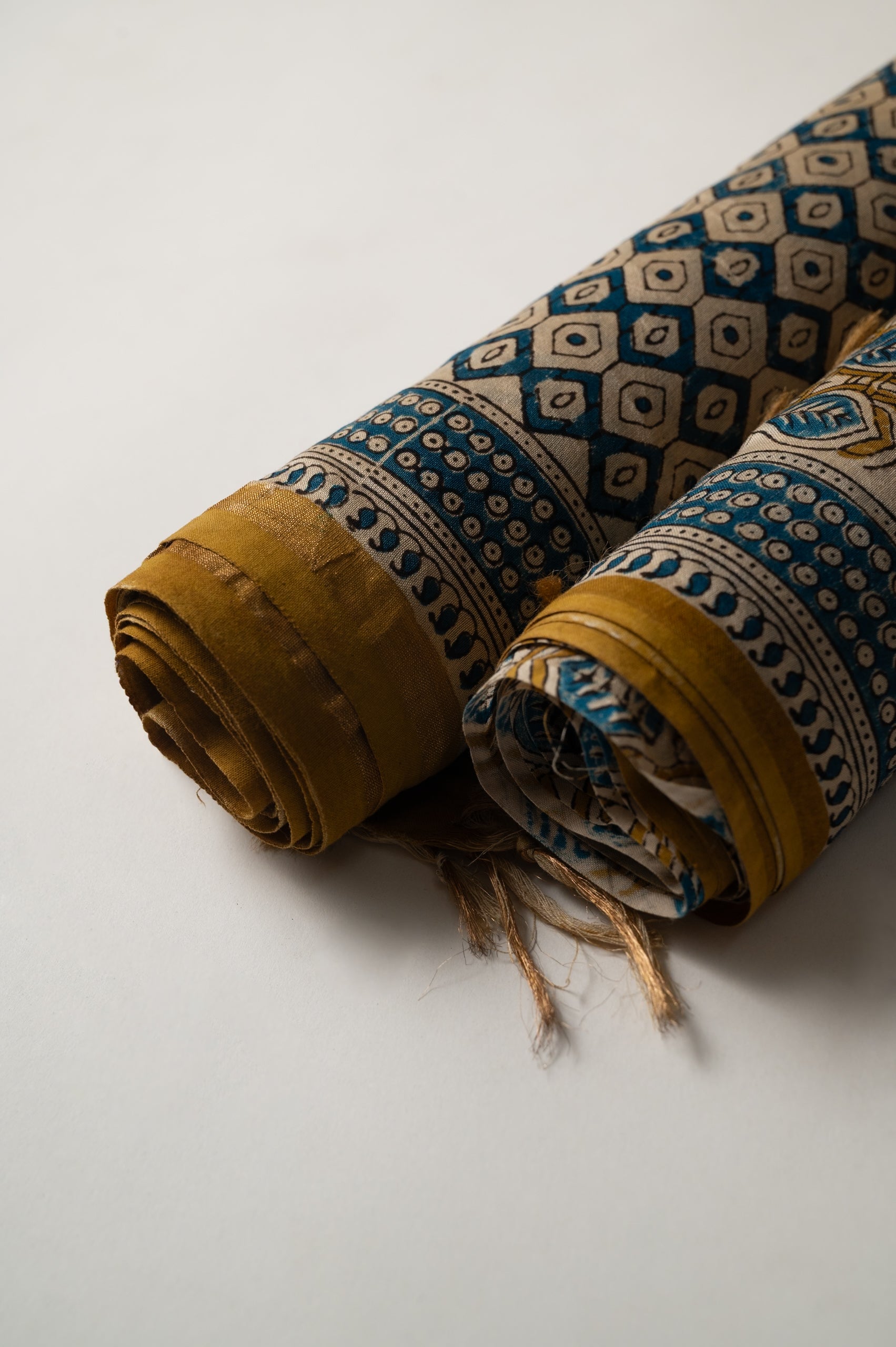 Nilavarna Cotton Silk Suit