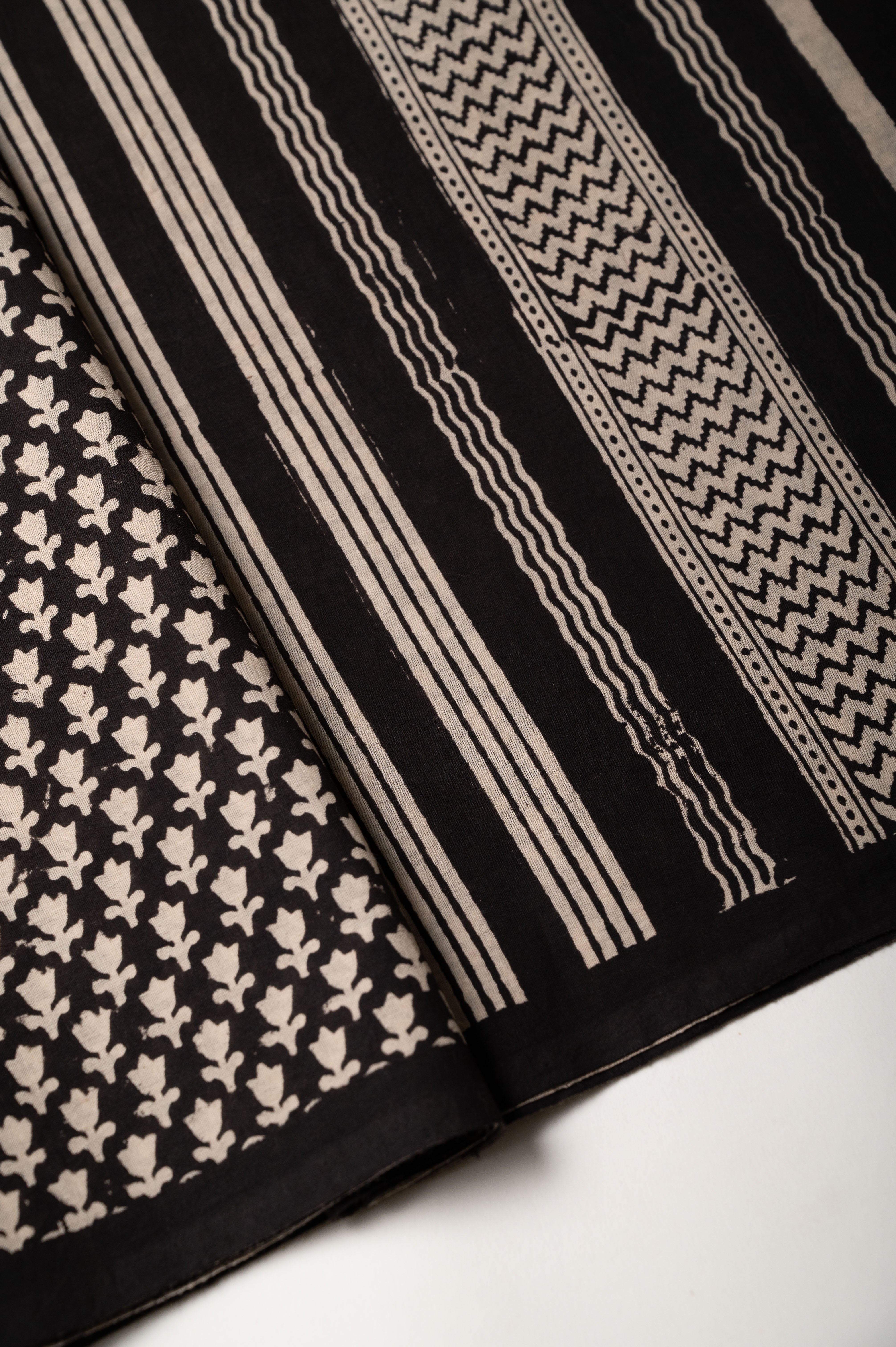 Nisha Mul Cotton Sari