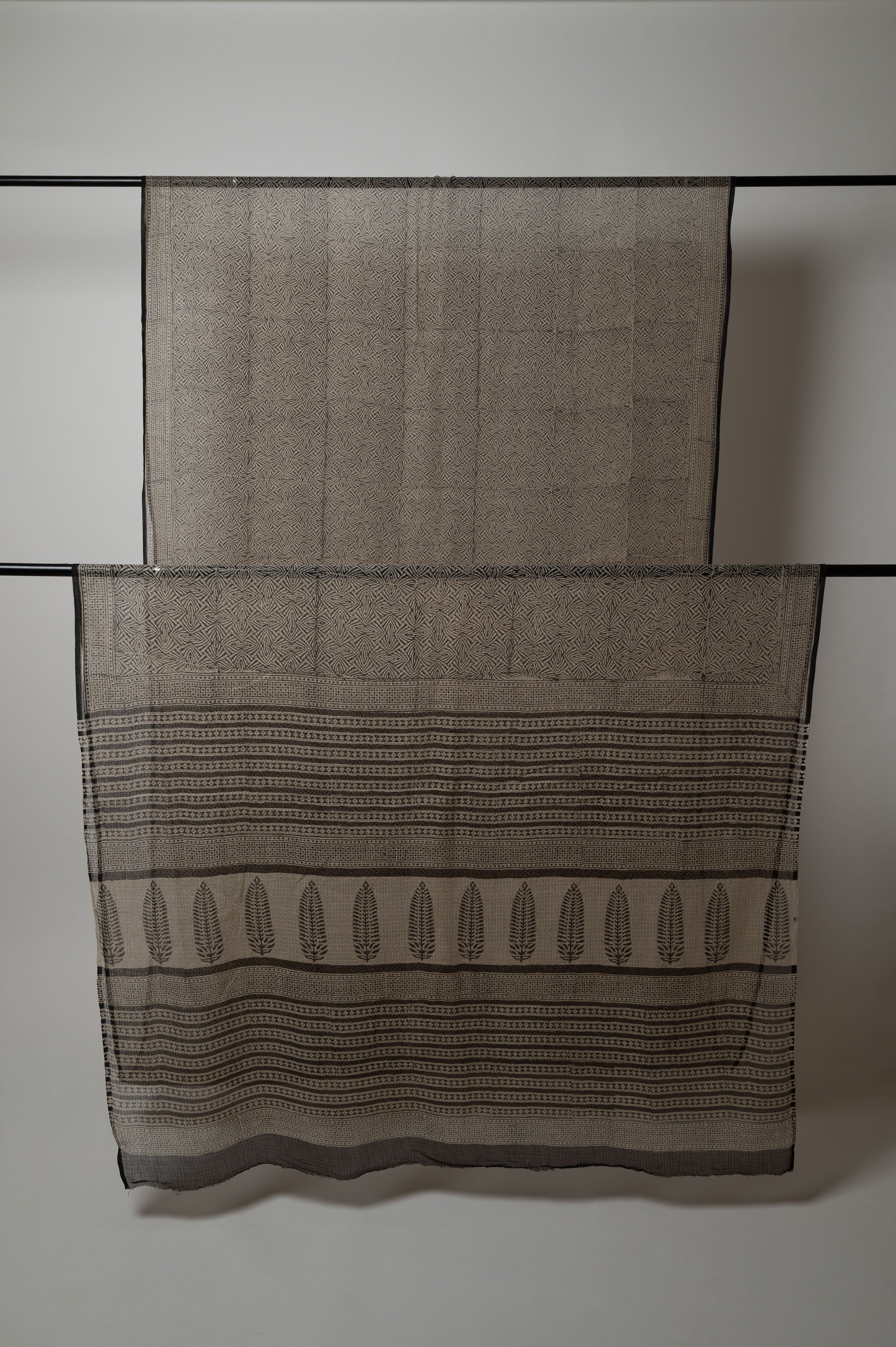 Shunya Kota Doria Sari