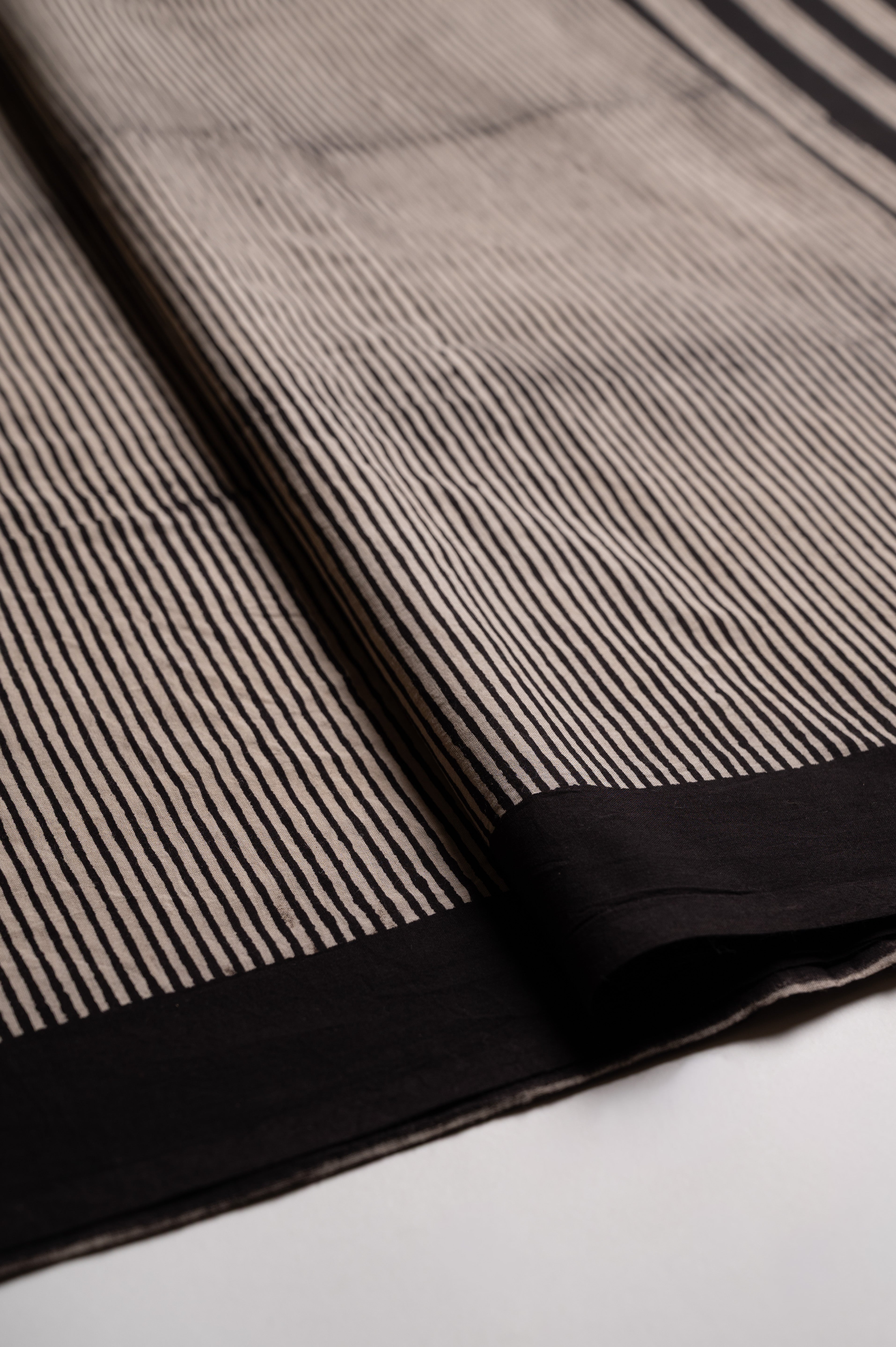 Sukshma Rekha Mul Cotton Sari