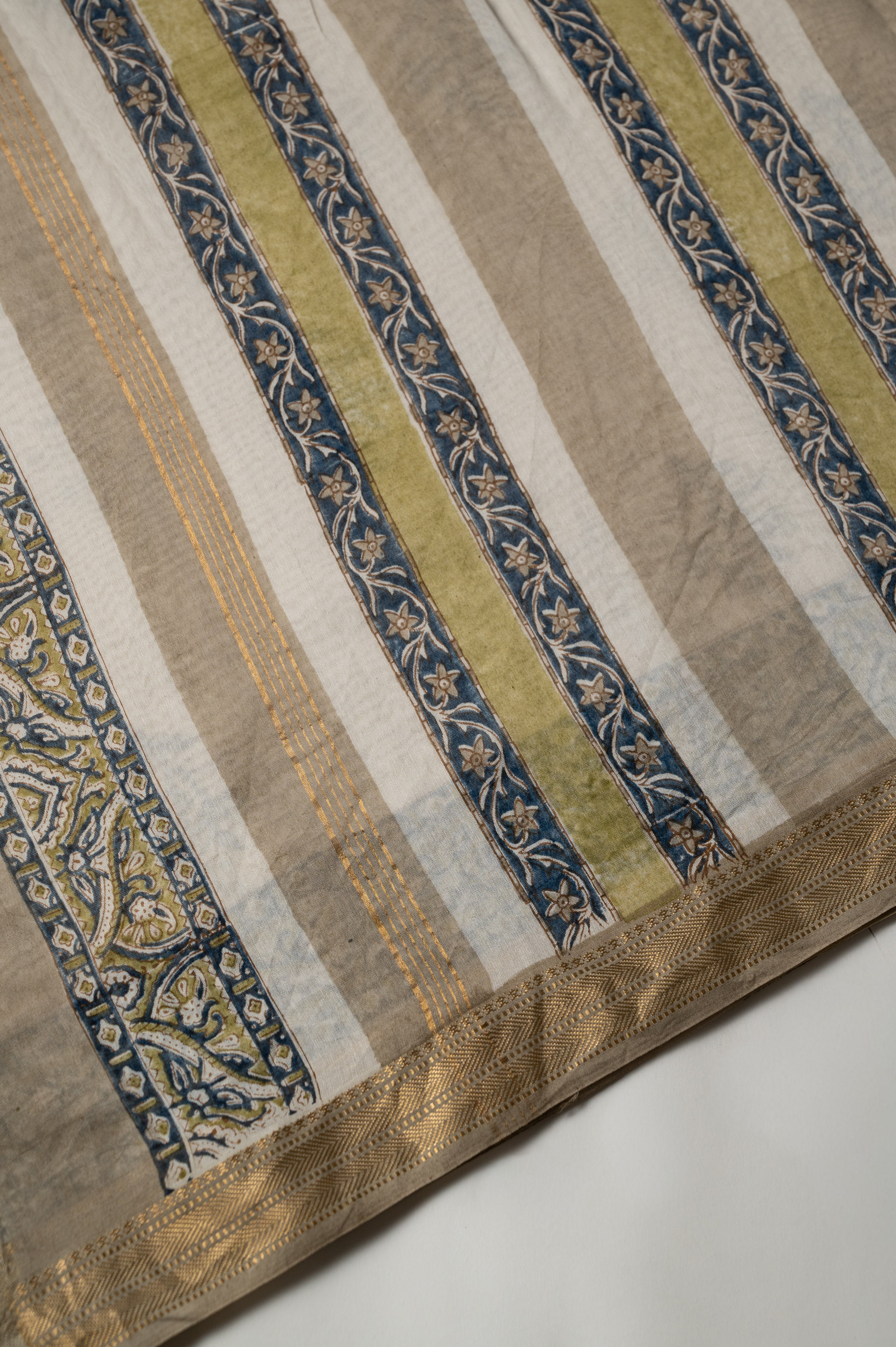 Kathai Cotton Silk Sari