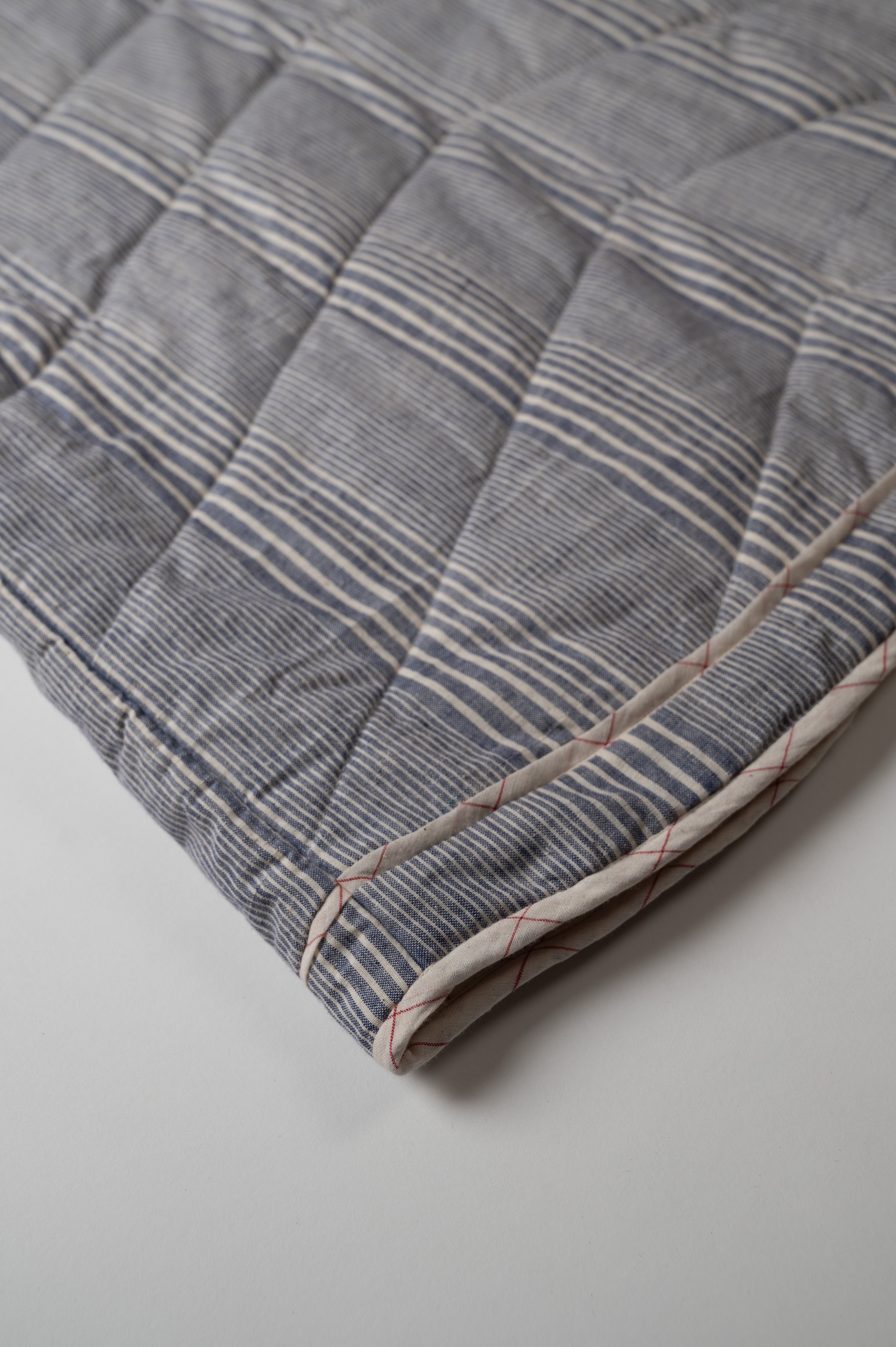 Rekhāra Quilted Gilet