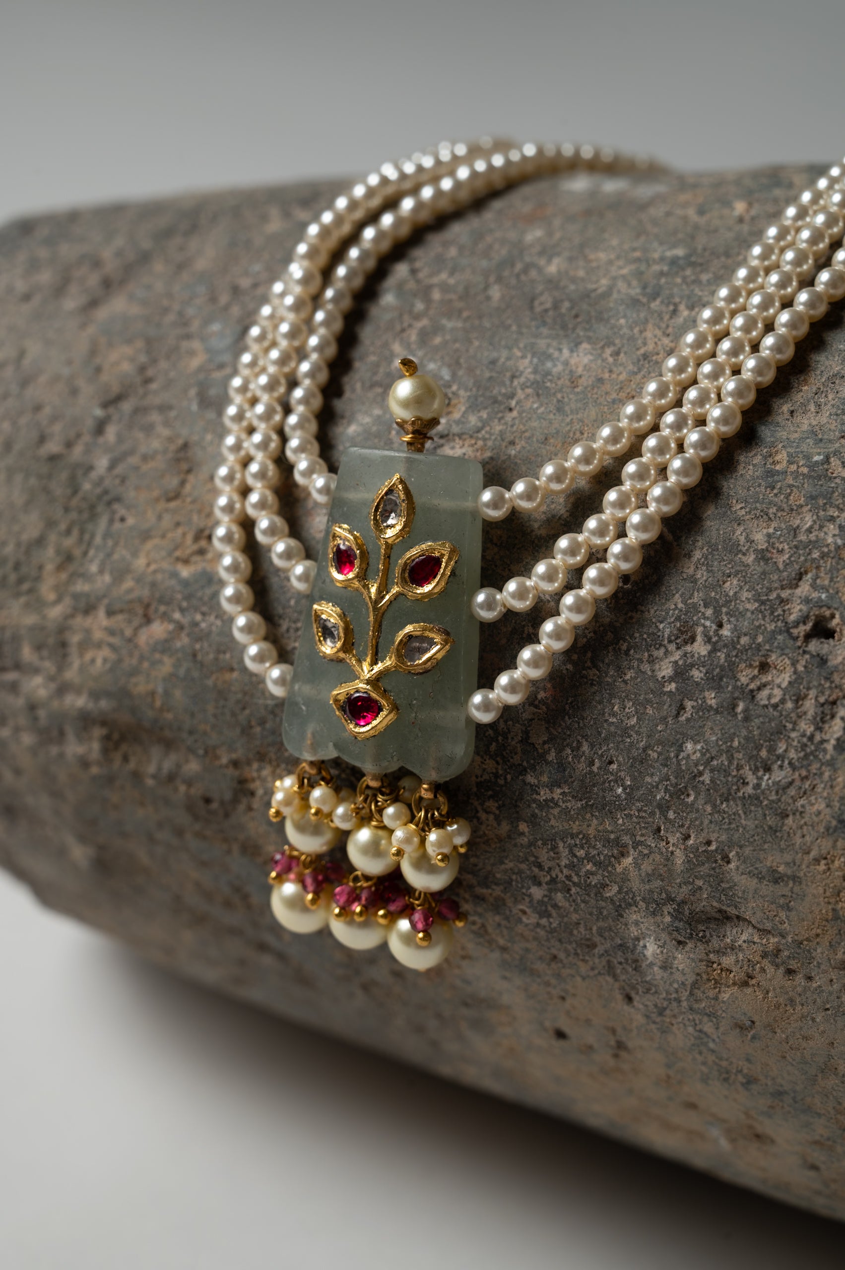 Vasundhara Jade Inlay Set