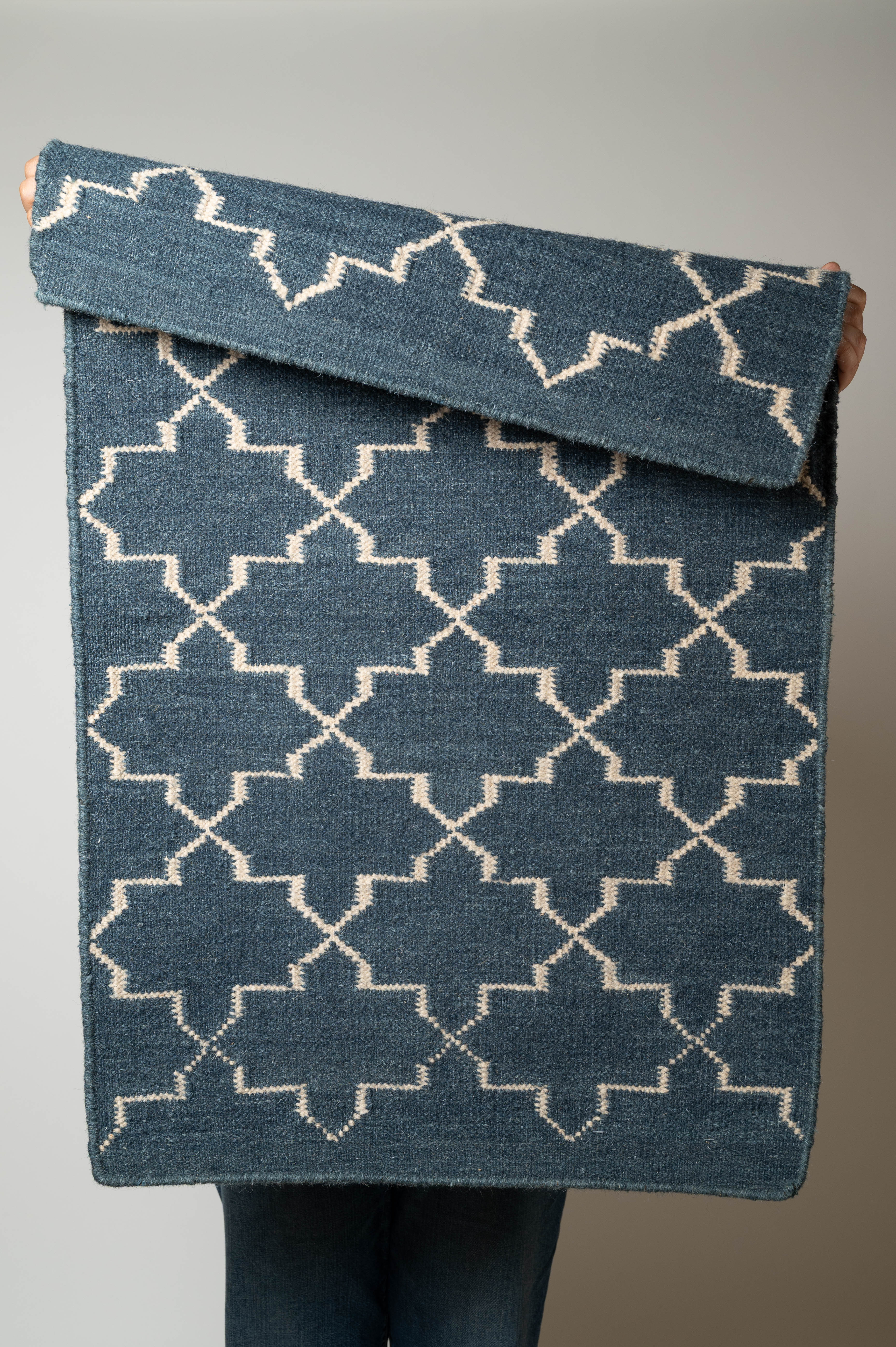Neel Jali Rug