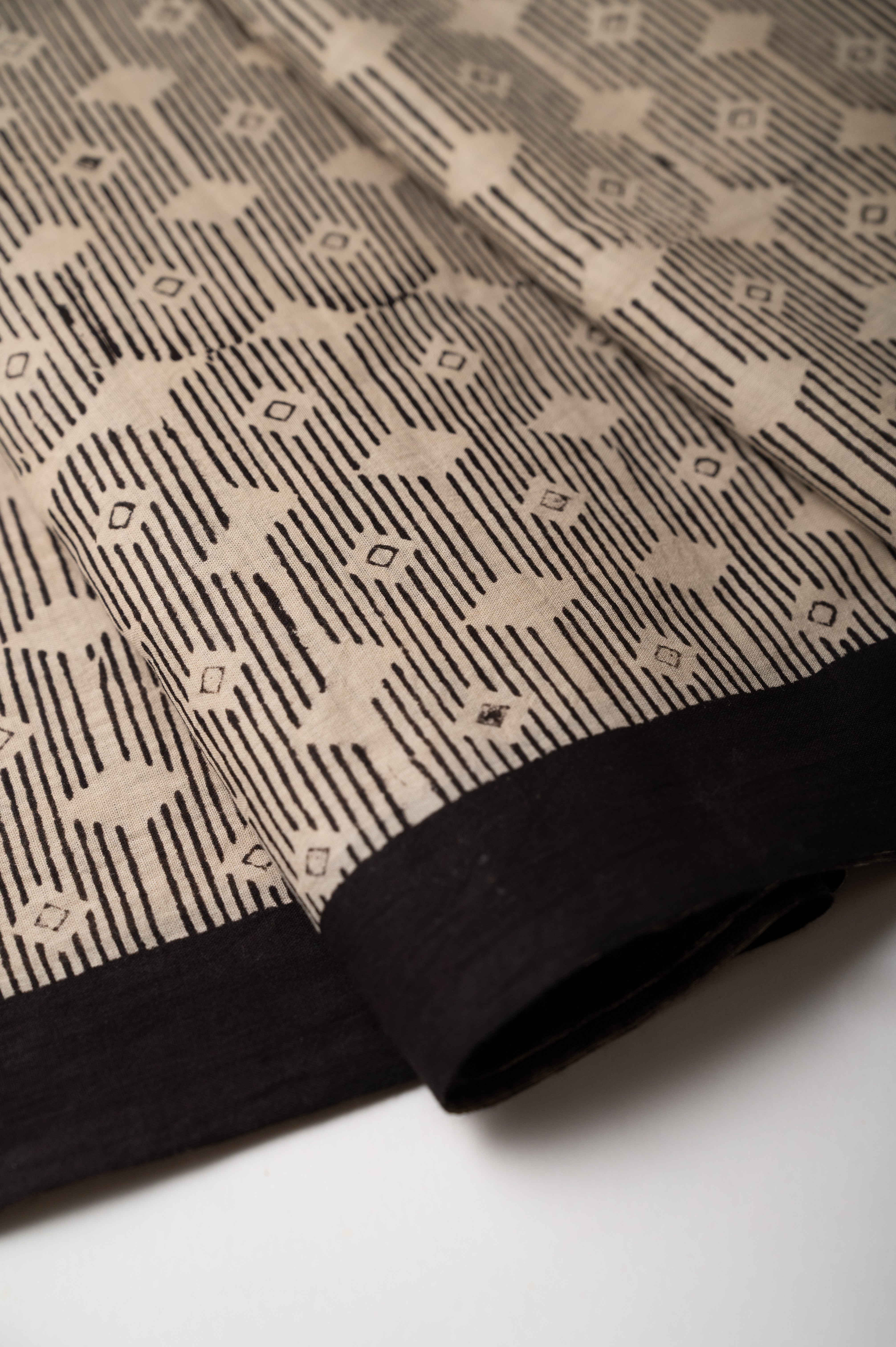 Raag Rekha Mul Cotton Sari