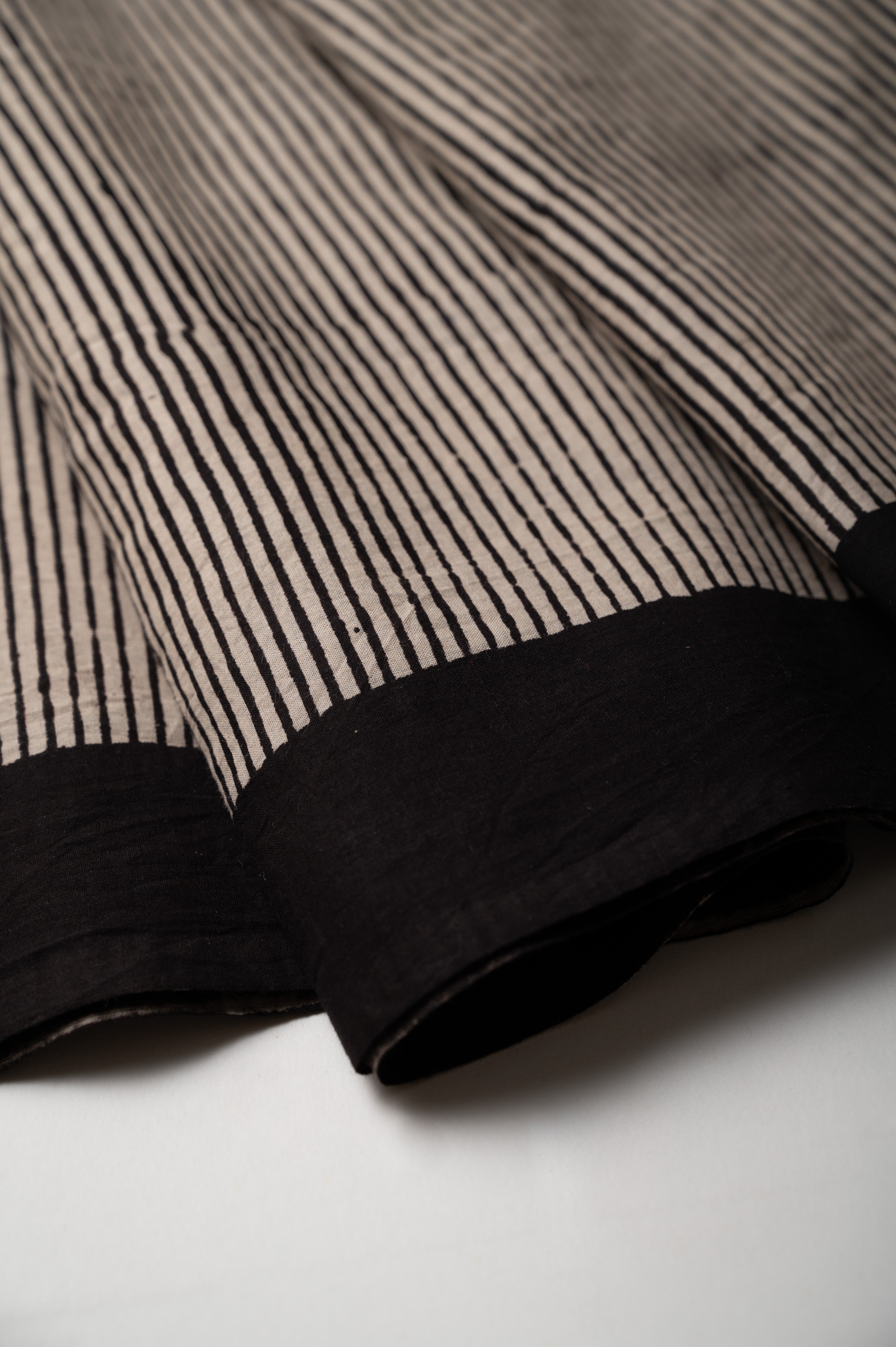 Sukshma Rekha Mul Cotton Sari