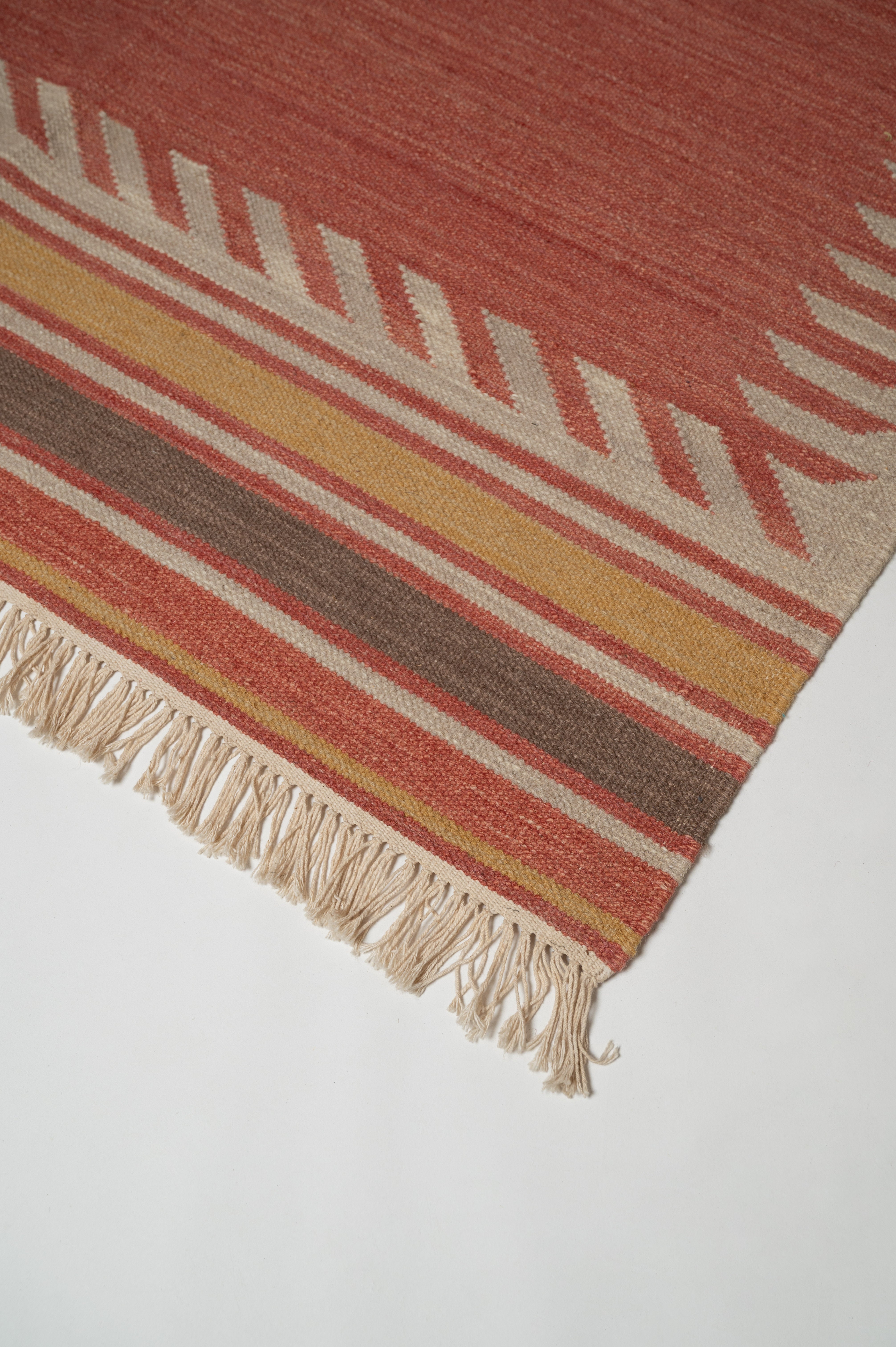 Hazelik Border Rug