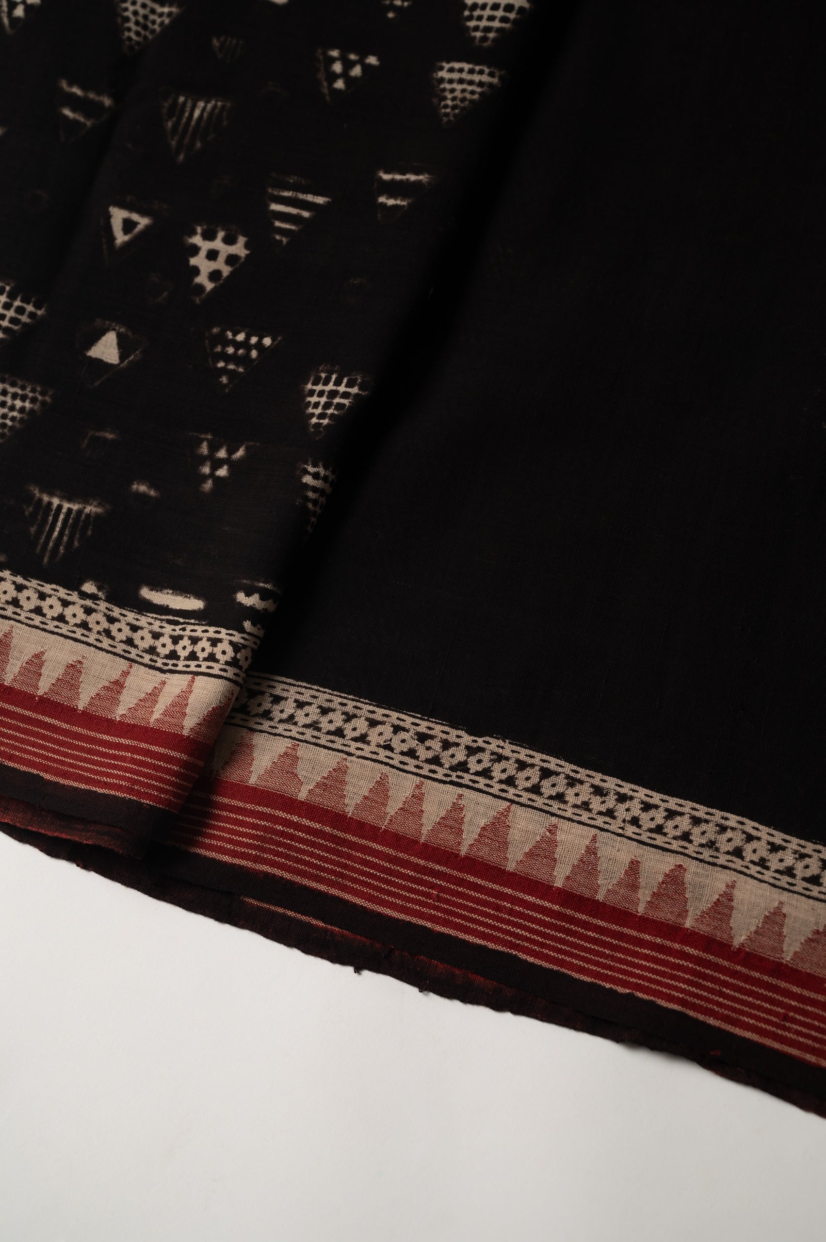 Koyal Handspun Coarse Cotton Sari