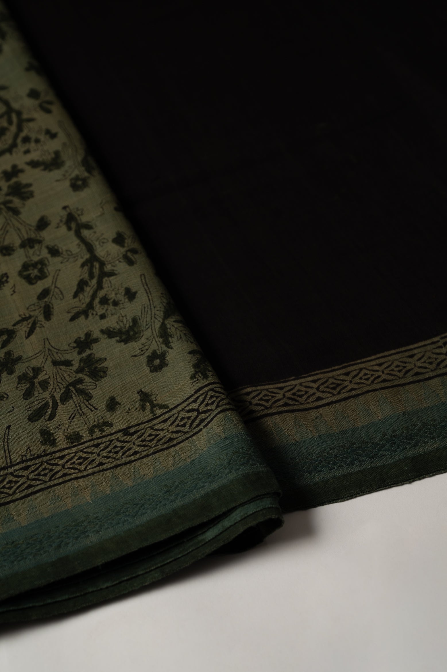 Neem Handspun Coarse Cotton Sari
