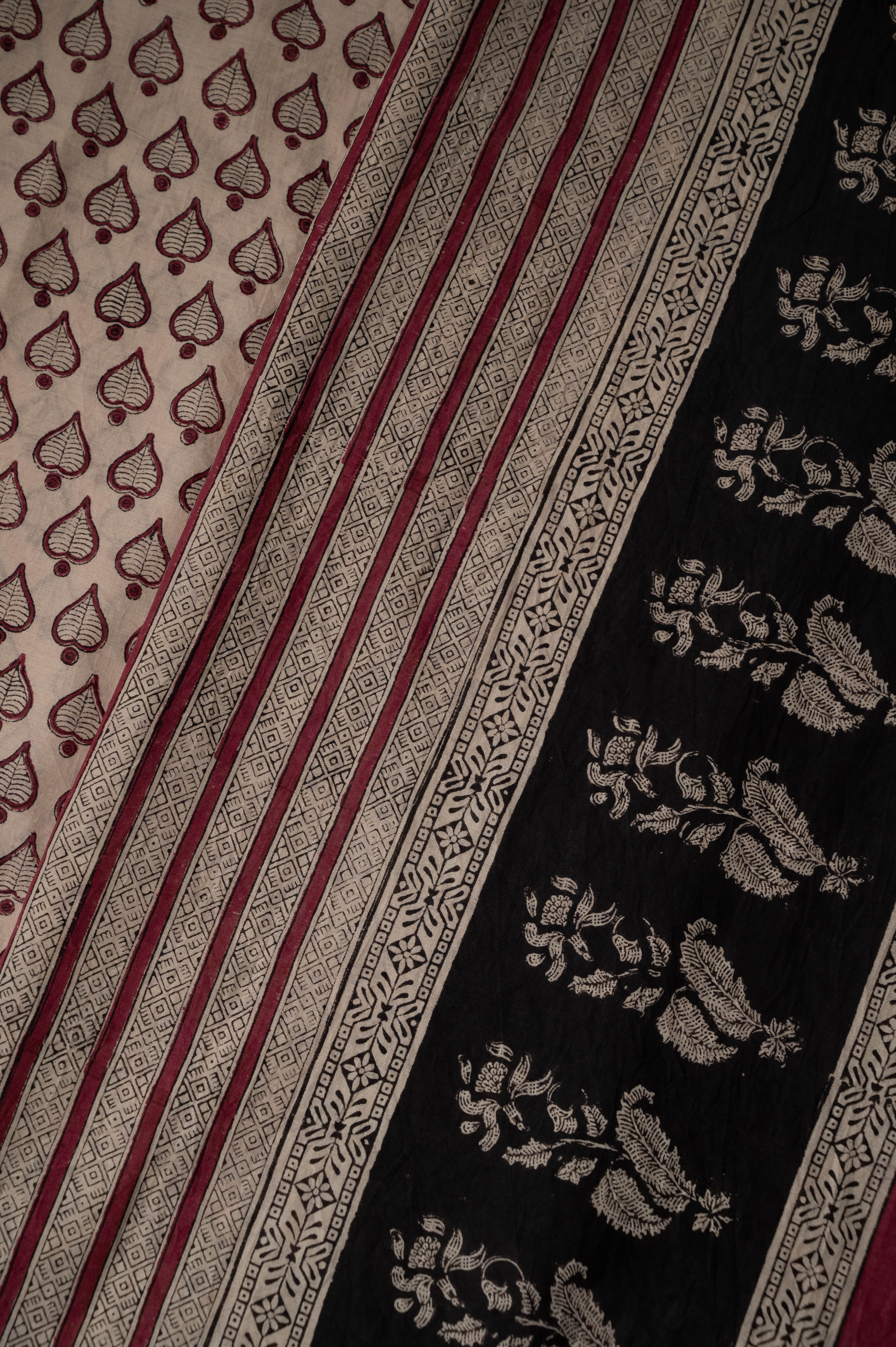 Paanpatti Mul Cotton Sari