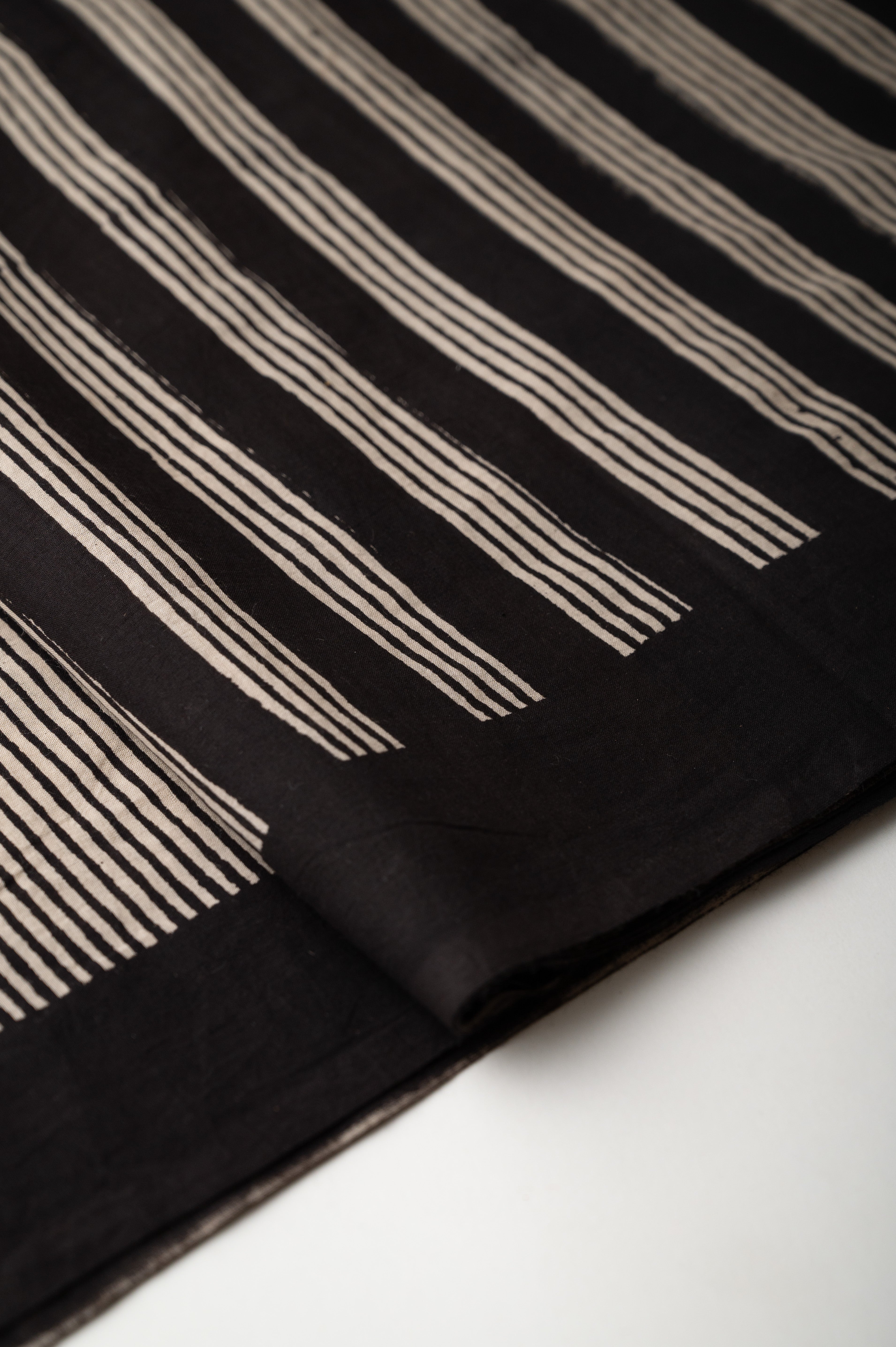 Sukshma Rekha Mul Cotton Sari