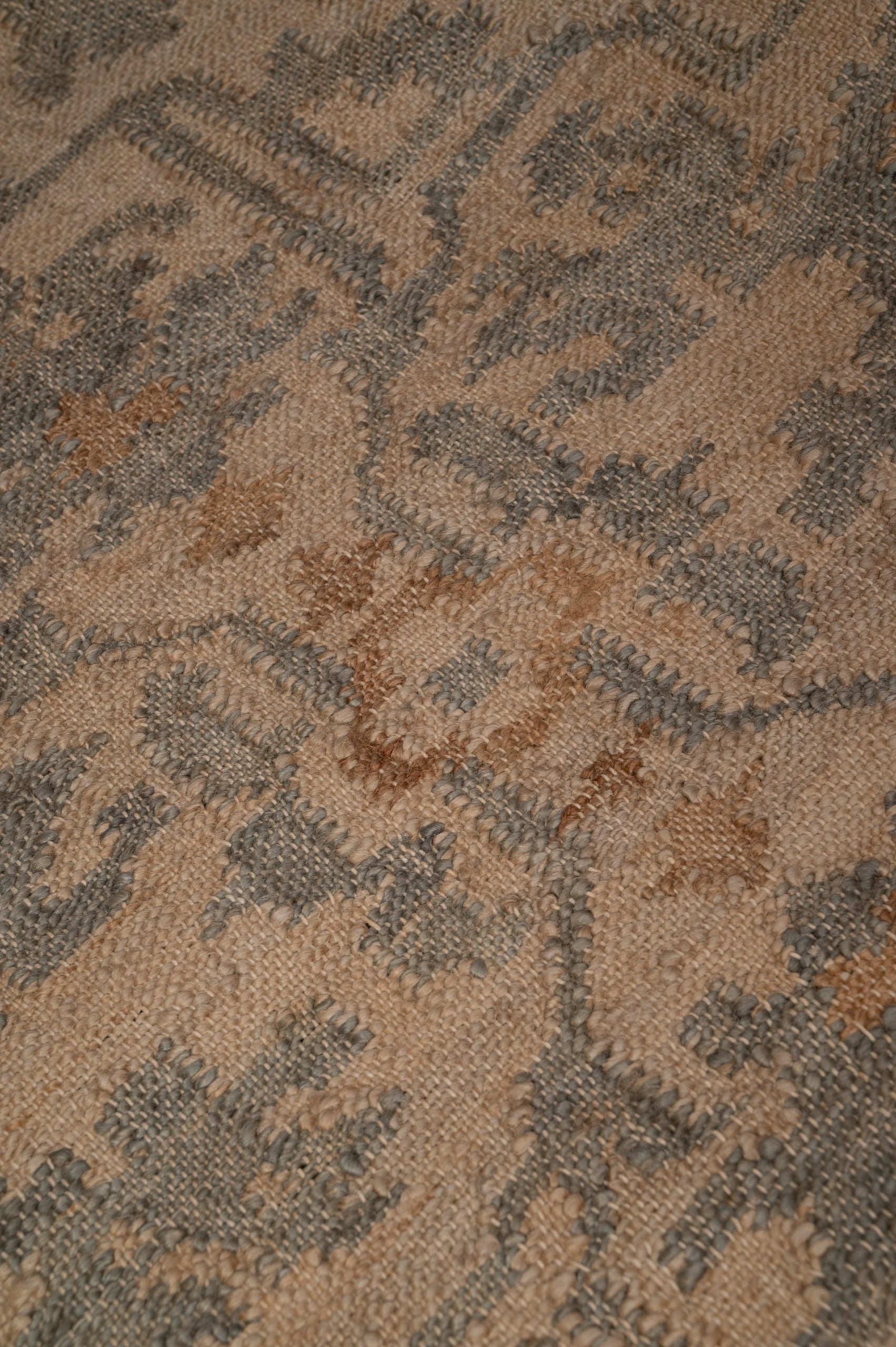 Taru Earth Rug