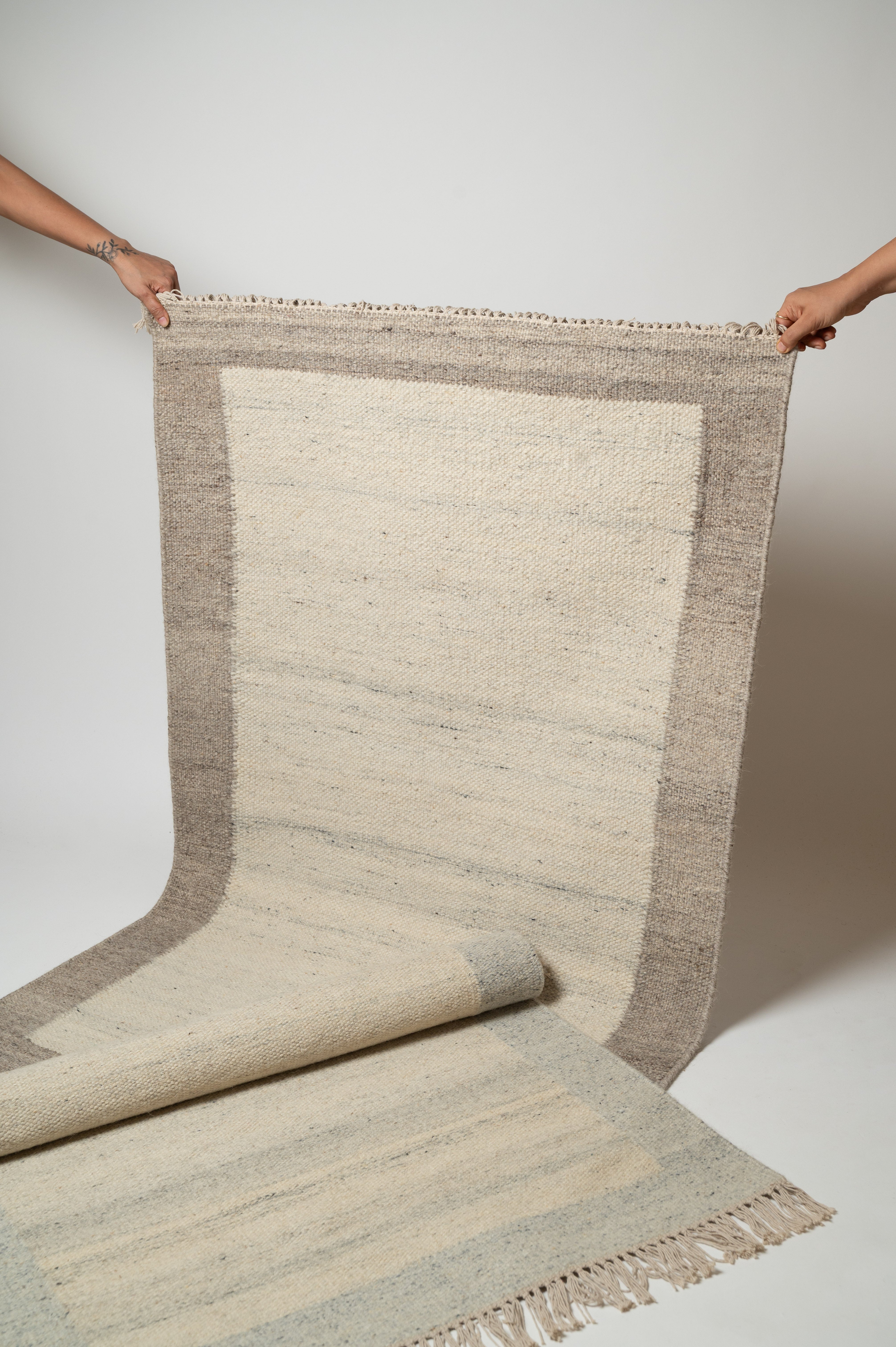 Nirvaan Neel Rug