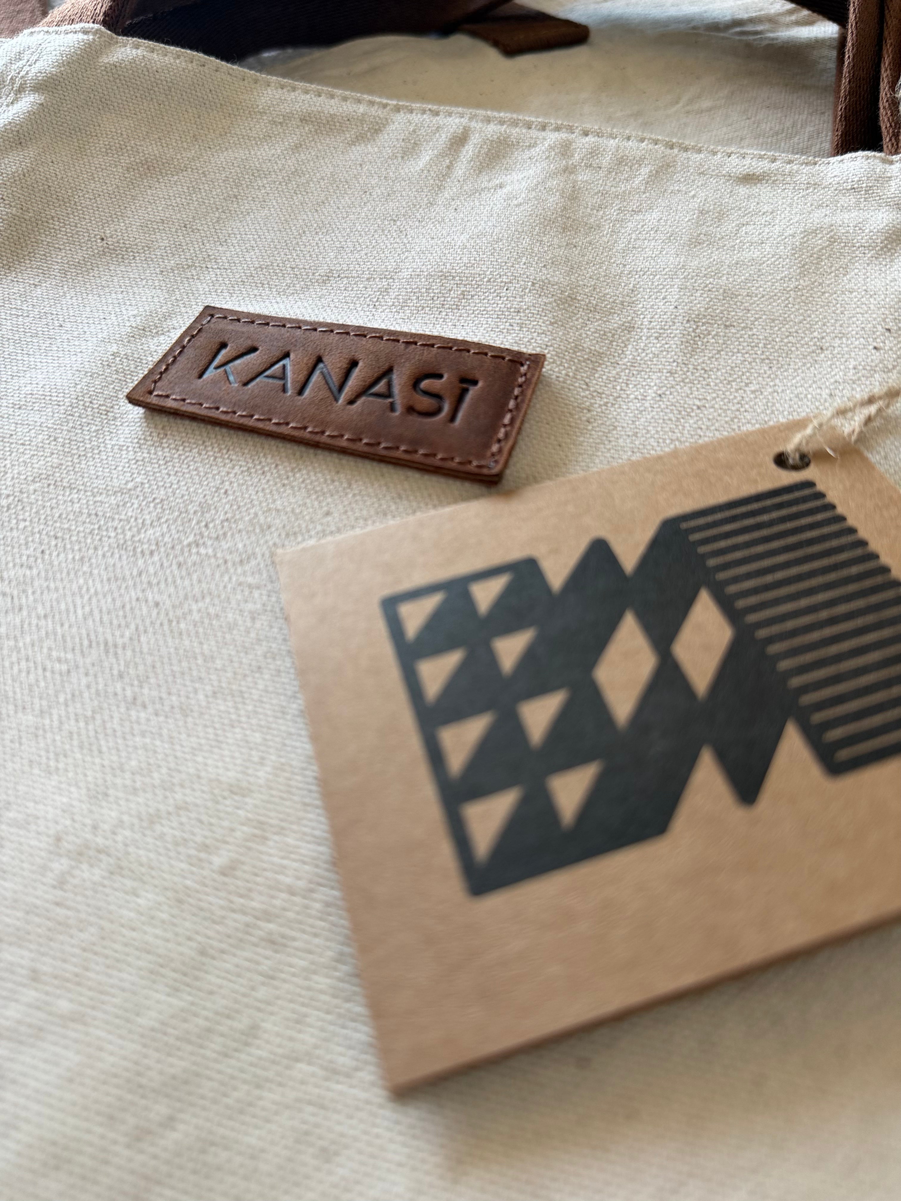 Kanasi x Burlap Bucket Tote